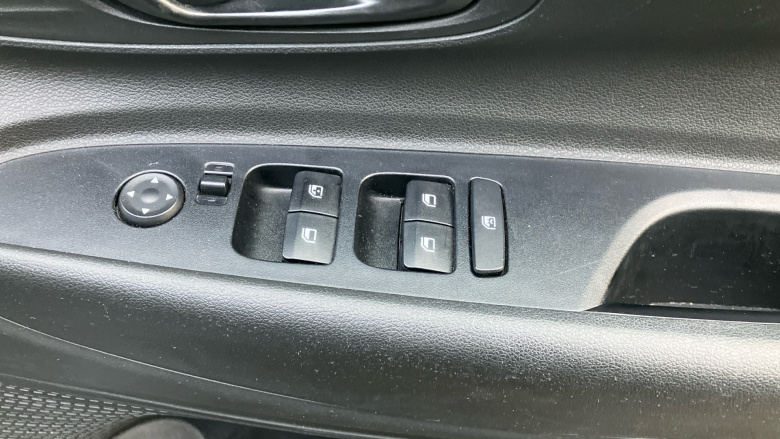 Hyundai i20 1.0T GDi 48V MHD SE Connect 5dr Petrol Hatchback